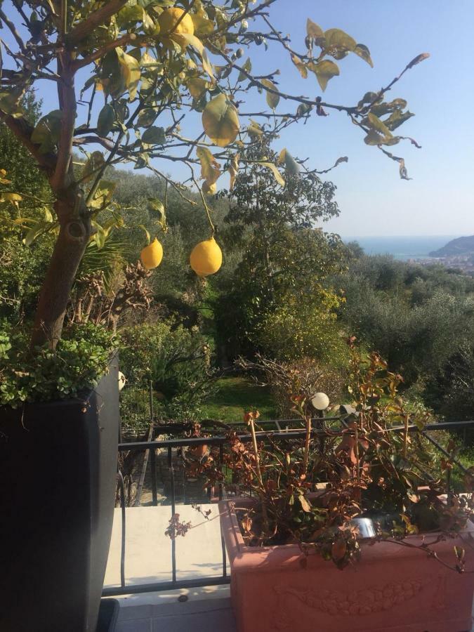 Tavernetta A 10 Minuti Dal Mare Diano San Pietro Exterior foto